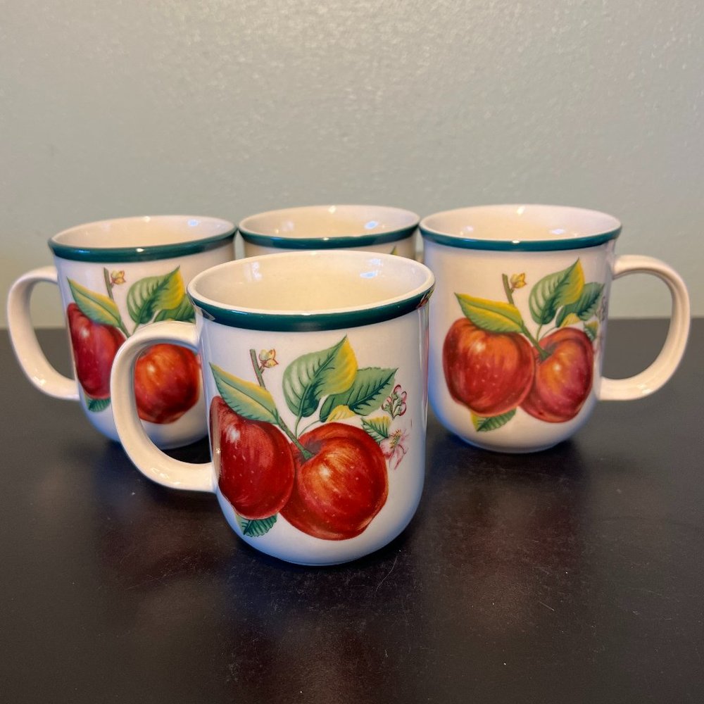 Vintage CHINA PEARL CASUALS Red Apples Stoneware Coffee Cup Mug Set of 4